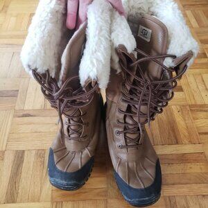 Women's Ugg Adirondack Tall Boots Size 8.5